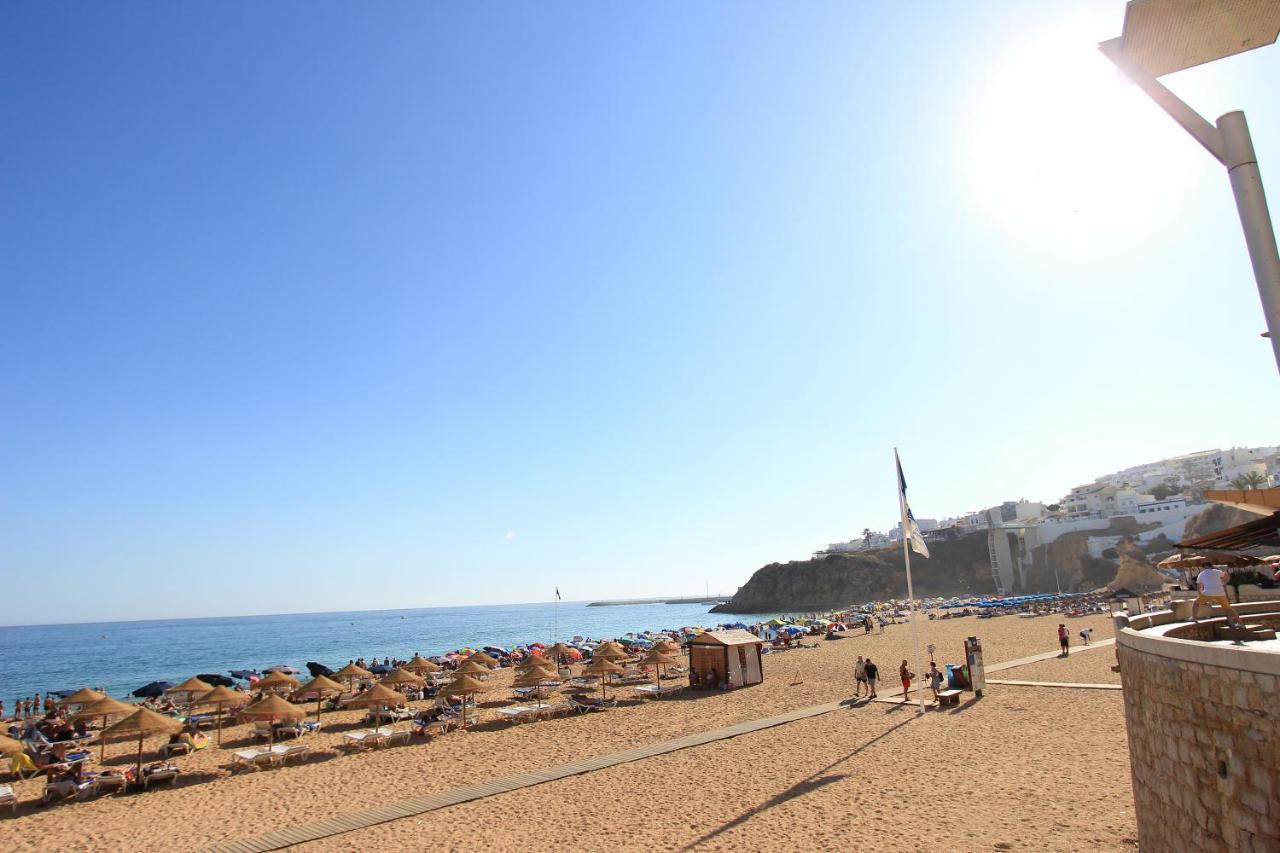 Warm Yellow Albufeira Exterior photo